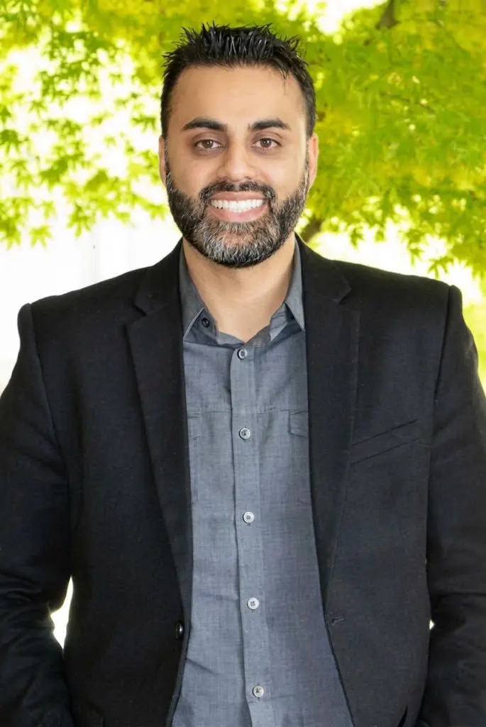 Azor Khan, LMFT, therapist in California